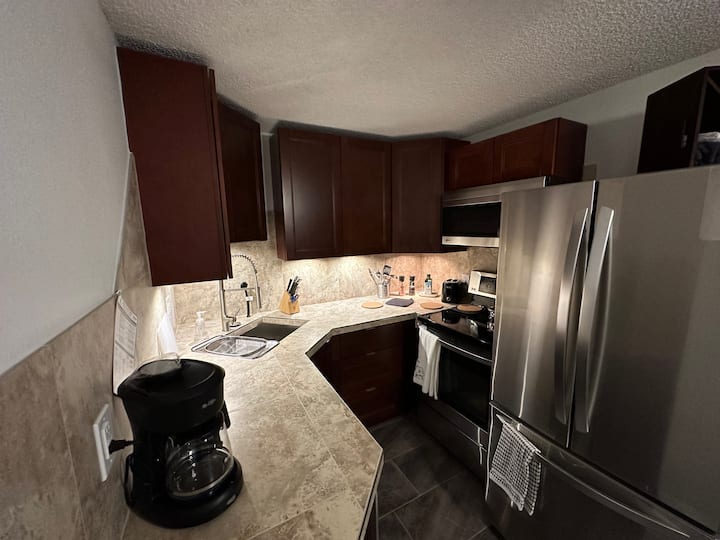 9080_103_3_kitchen