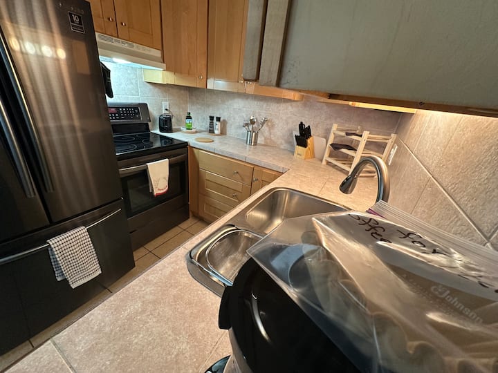 9080_204_4_kitchen
